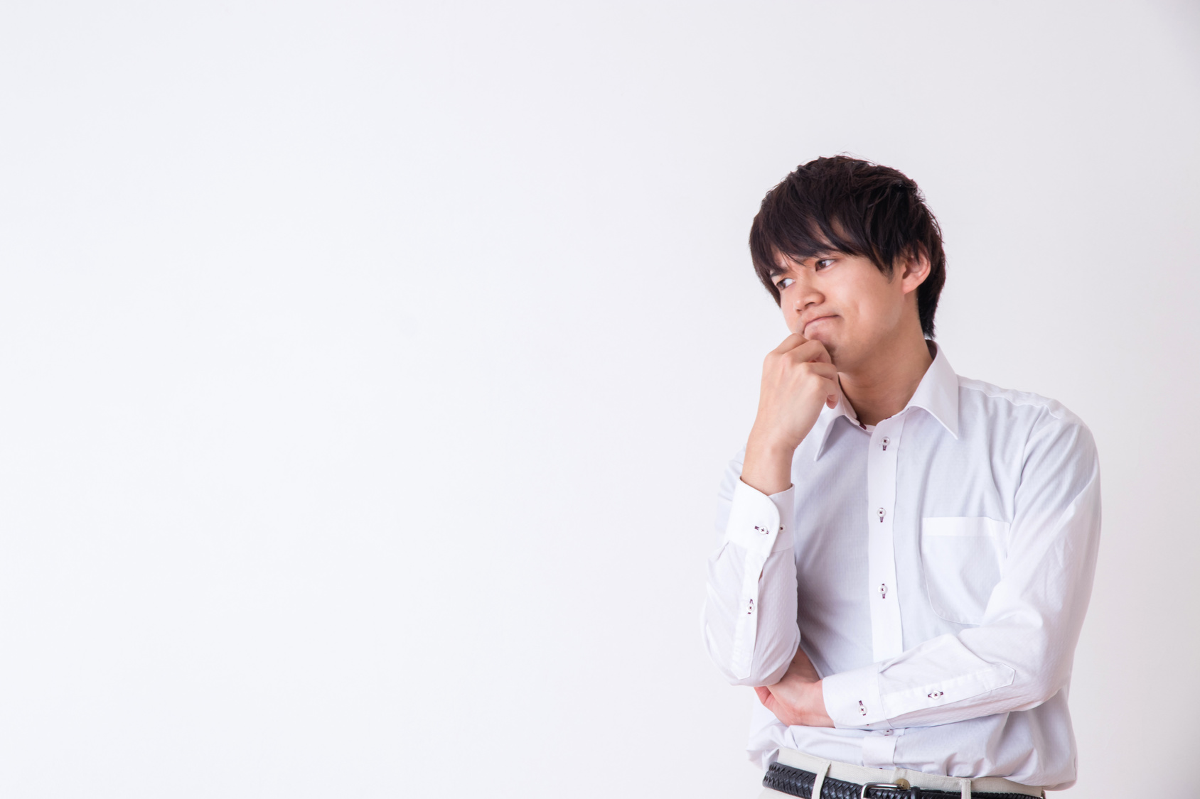 結婚式,スーツ,相場